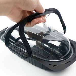 Pieczony kurczak przepiórczy tacana mięso zabieraj pojemnik